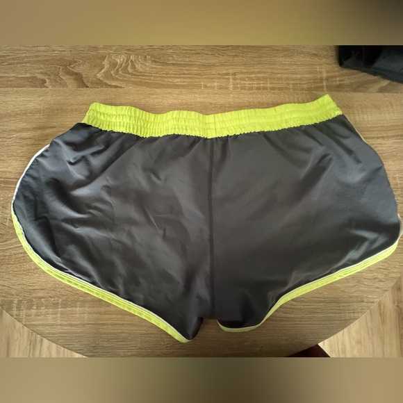 LG Women's Gray and Yellow Athletic Shorts - Picture 5 of 5